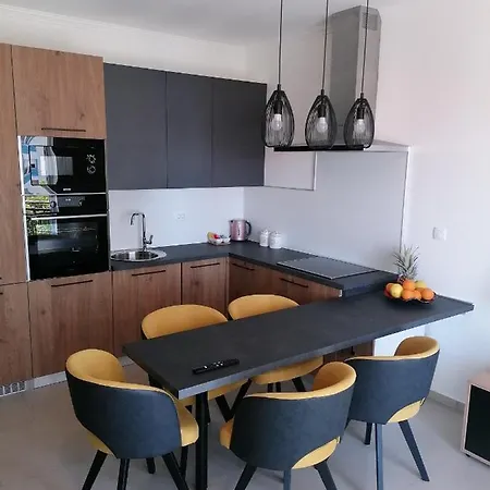 Apartment Borgo Marina - By The Sea